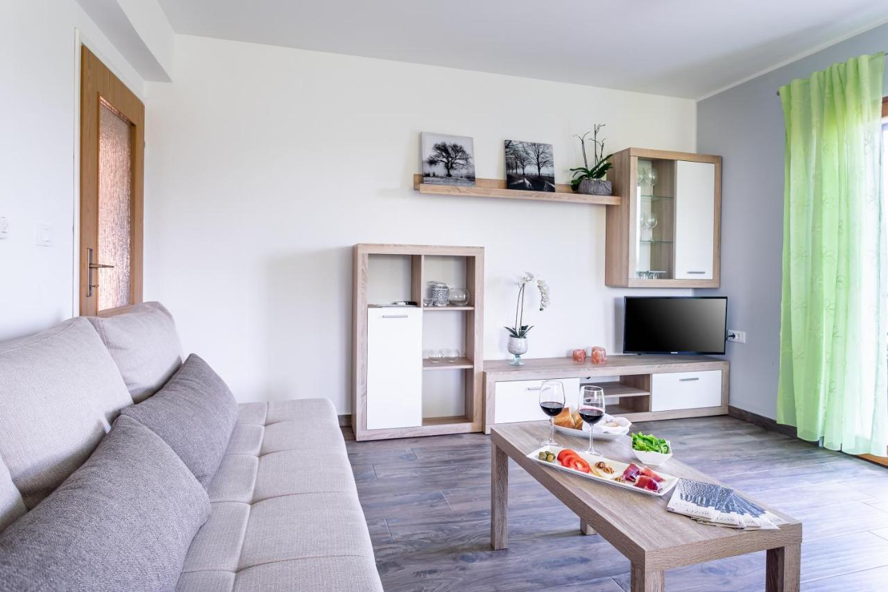 Апартаменти Apartman Volte Бузет Екстер'єр фото